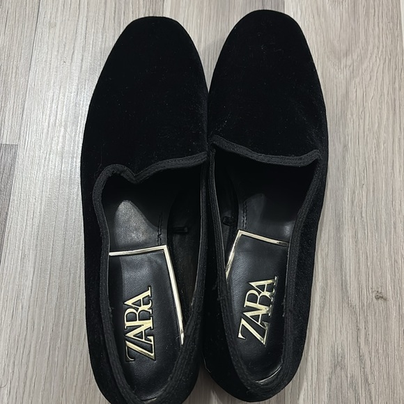 Zara Black Velvet Women's Low Heel Loafers Size 39 US 8 - Picture 8 of 8